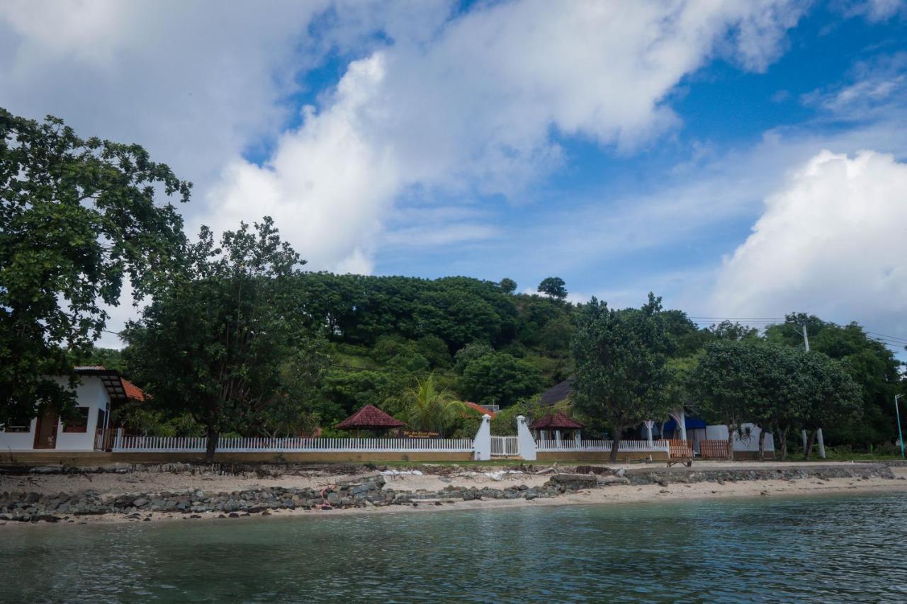 Yut'S Inn Flower Paradise Gili Gede ภายนอก รูปภาพ
