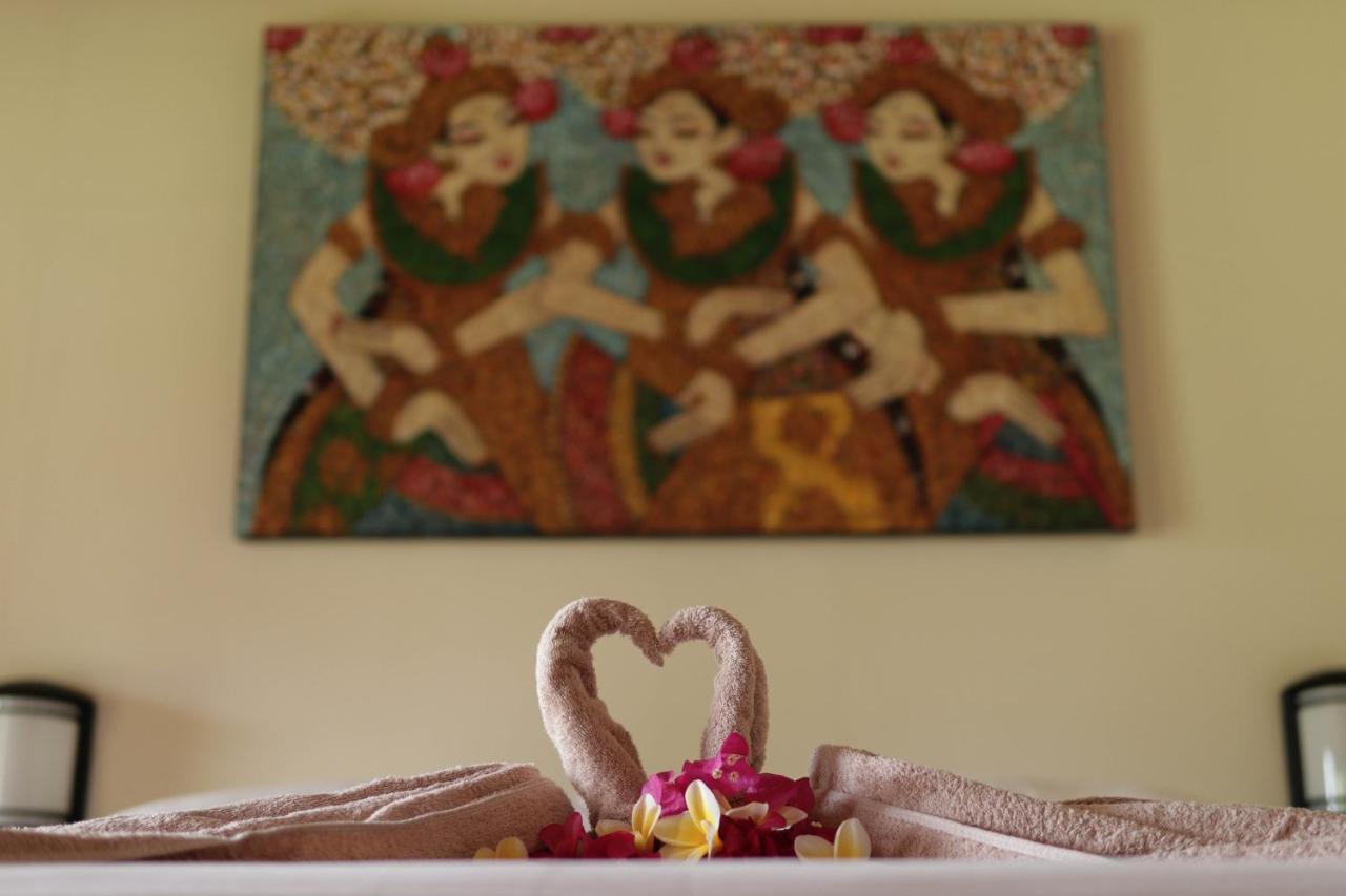 Yut'S Inn Flower Paradise Gili Gede ภายนอก รูปภาพ