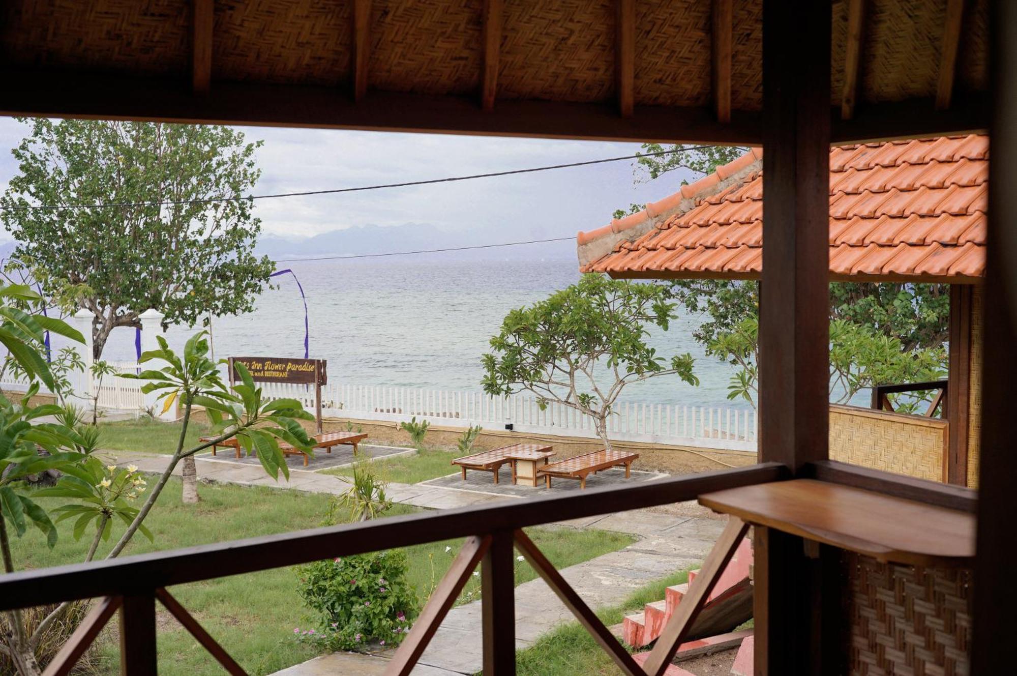 Yut'S Inn Flower Paradise Gili Gede ภายนอก รูปภาพ
